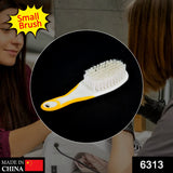 Handle Grip Nail Brush for Cleaning Toes & Nails (Scrub, Unisex)