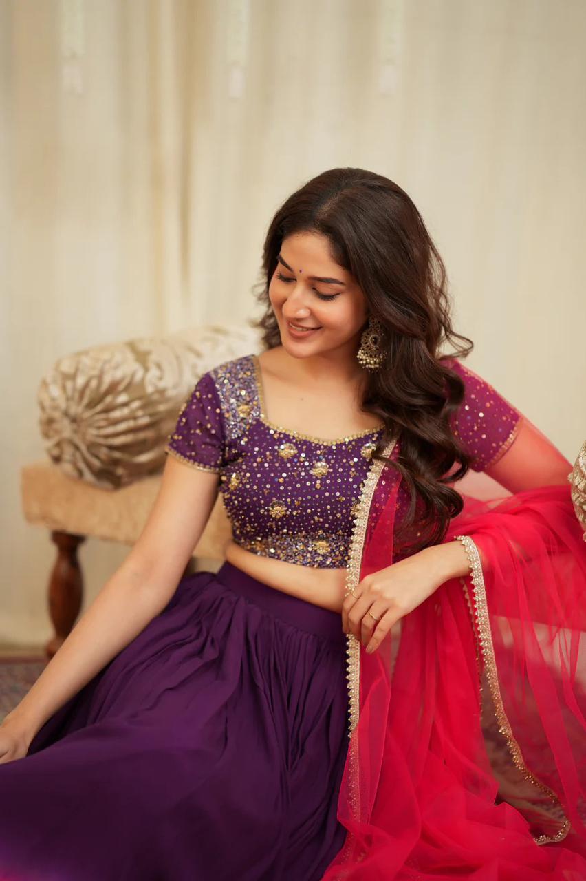 Shaded Georgette Lehenga Set with Thai Silk Zari Blouse & Net Dupatta – 3.5 Meter Flair